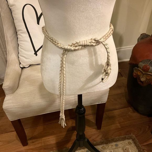 Abercrombie & Fitch Accessories - Abercrombie & Fitch belt 🤍
